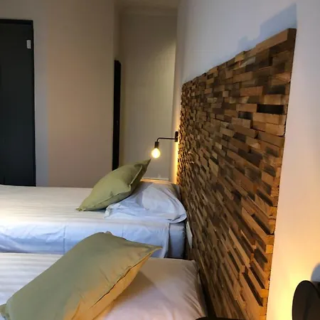 Hotel Le Cygne D'argent 3*