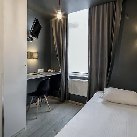 Otel Le Cygne D'argent